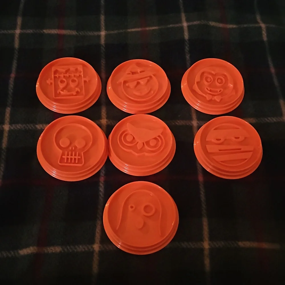 7 Piece Pampered Chef Halloween Cookie Cutters